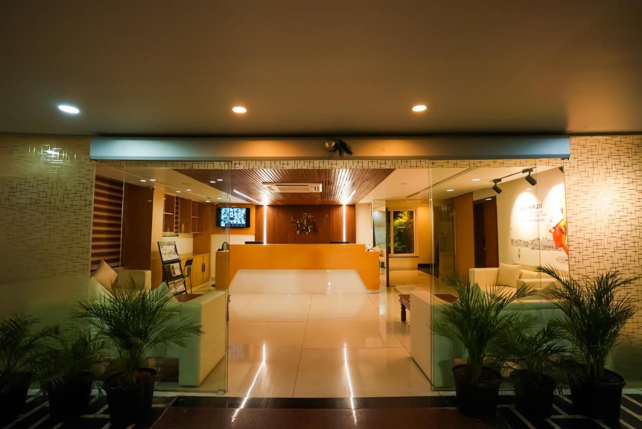 Hotel Sunrise Hospitality วิเจยาวารา ภายนอก รูปภาพ