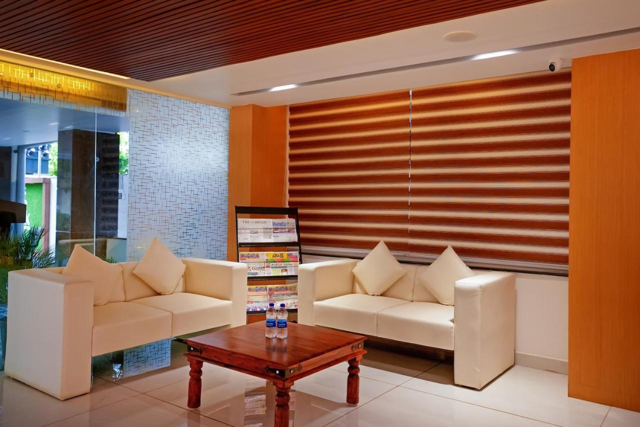 Hotel Sunrise Hospitality วิเจยาวารา ภายนอก รูปภาพ